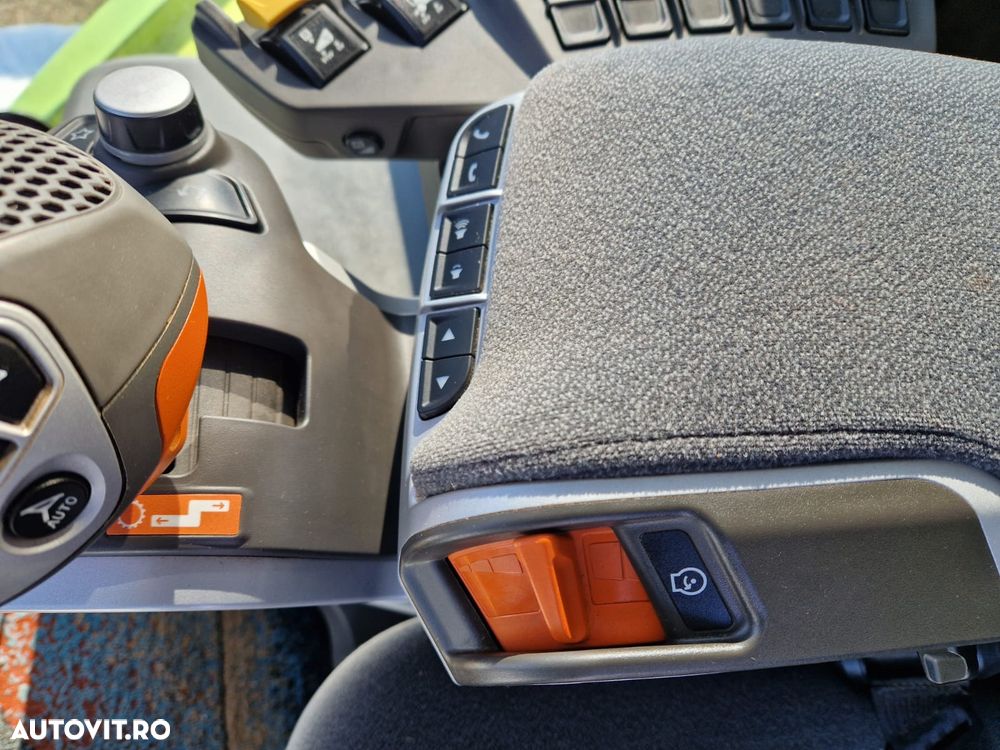 Claas TUCANO 440 - 29