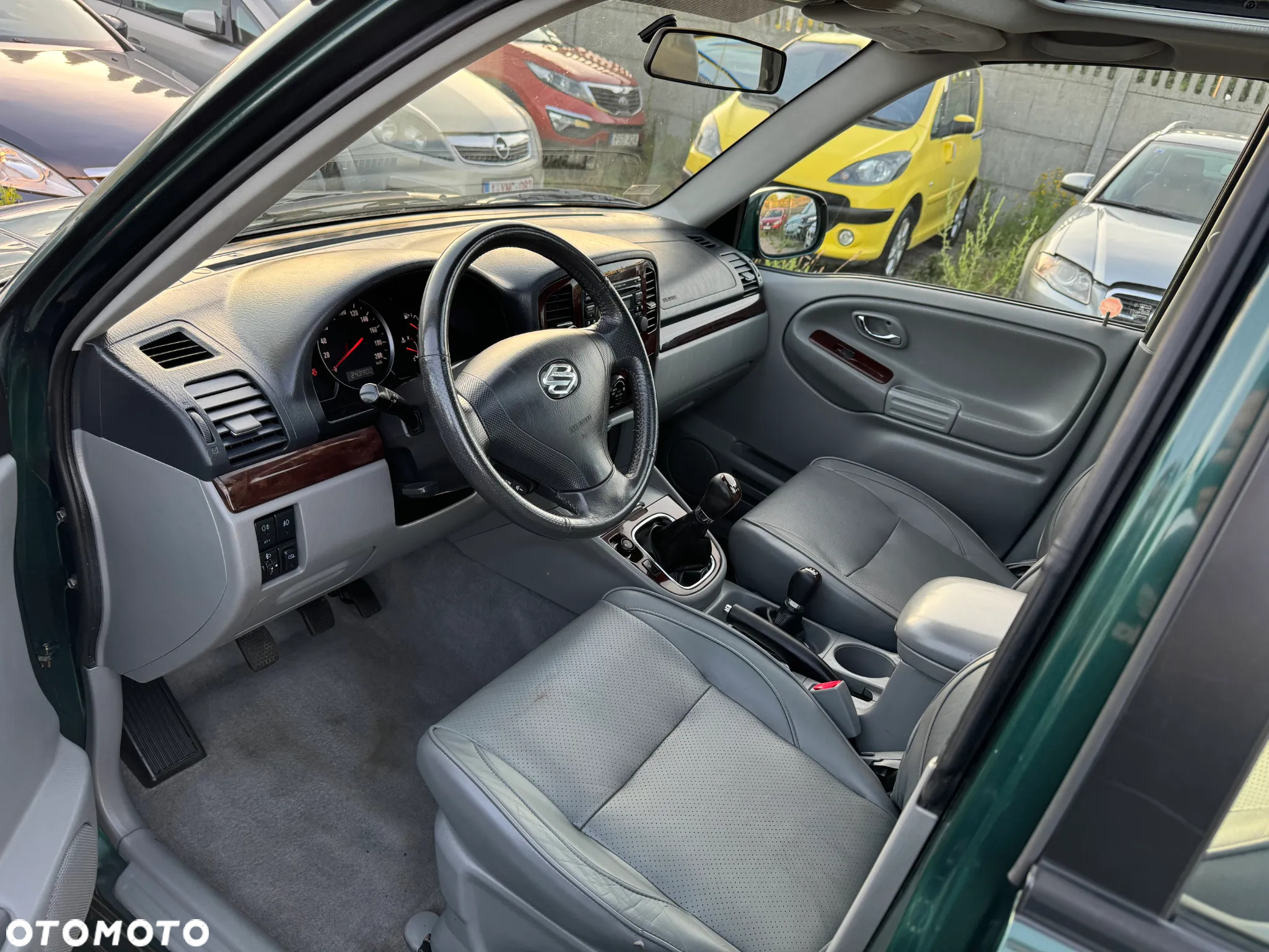 Suzuki Grand Vitara 2.7 V6 - 5