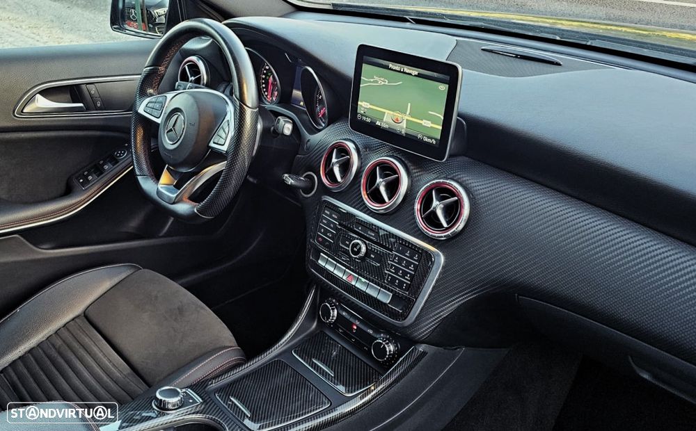 Mercedes-Benz A 200 d 7G-DCT AMG Line - 13