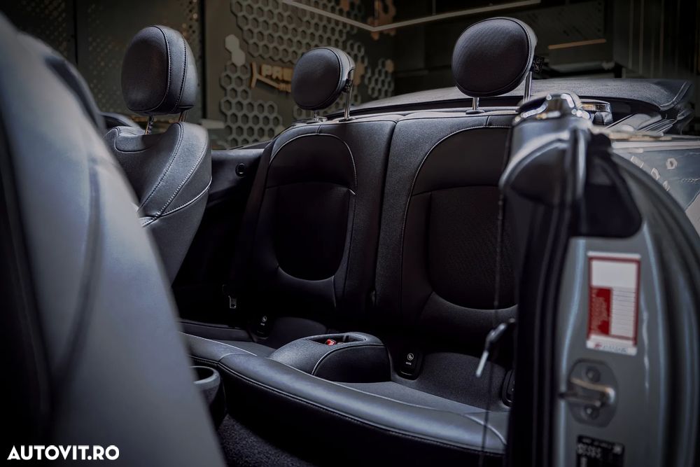 Mini Cooper Aut. Essential Trim - 16