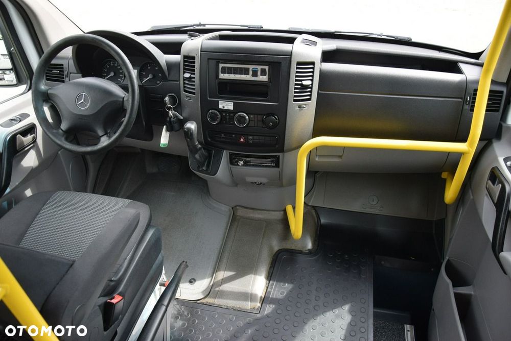 Mercedes-Benz Sprinter - 34