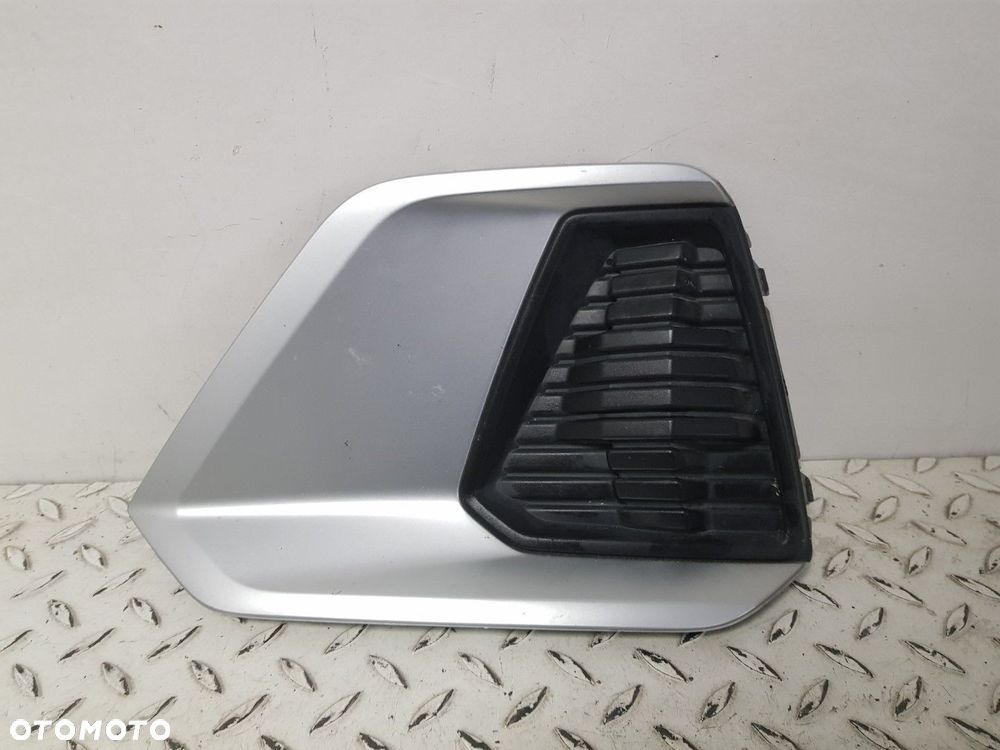 LEWA KRATKA ZDERZAKA PRZEDNIEGO AUDI A1 2 II 82A 82A807953A 18-24 - 2