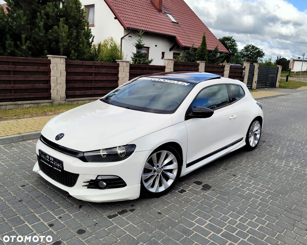 Volkswagen Scirocco 2.0 TSI DSG - 1