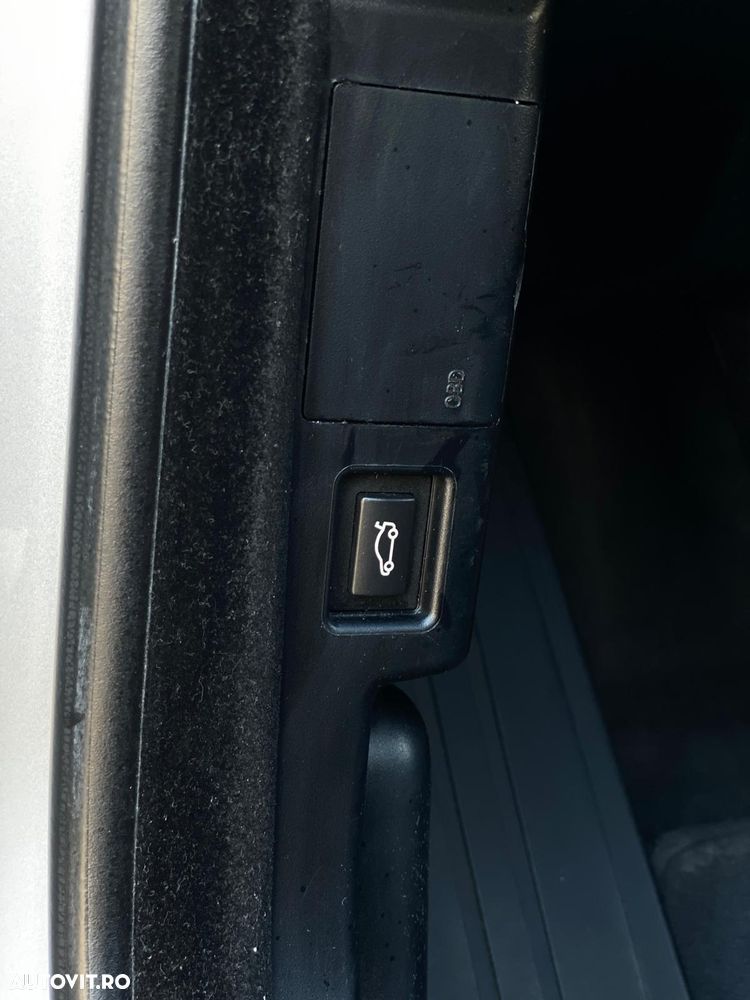 BMW Seria 5 520d - 6