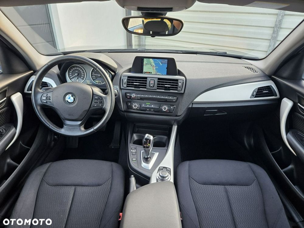 BMW Seria 1 116i Sport Line - 32