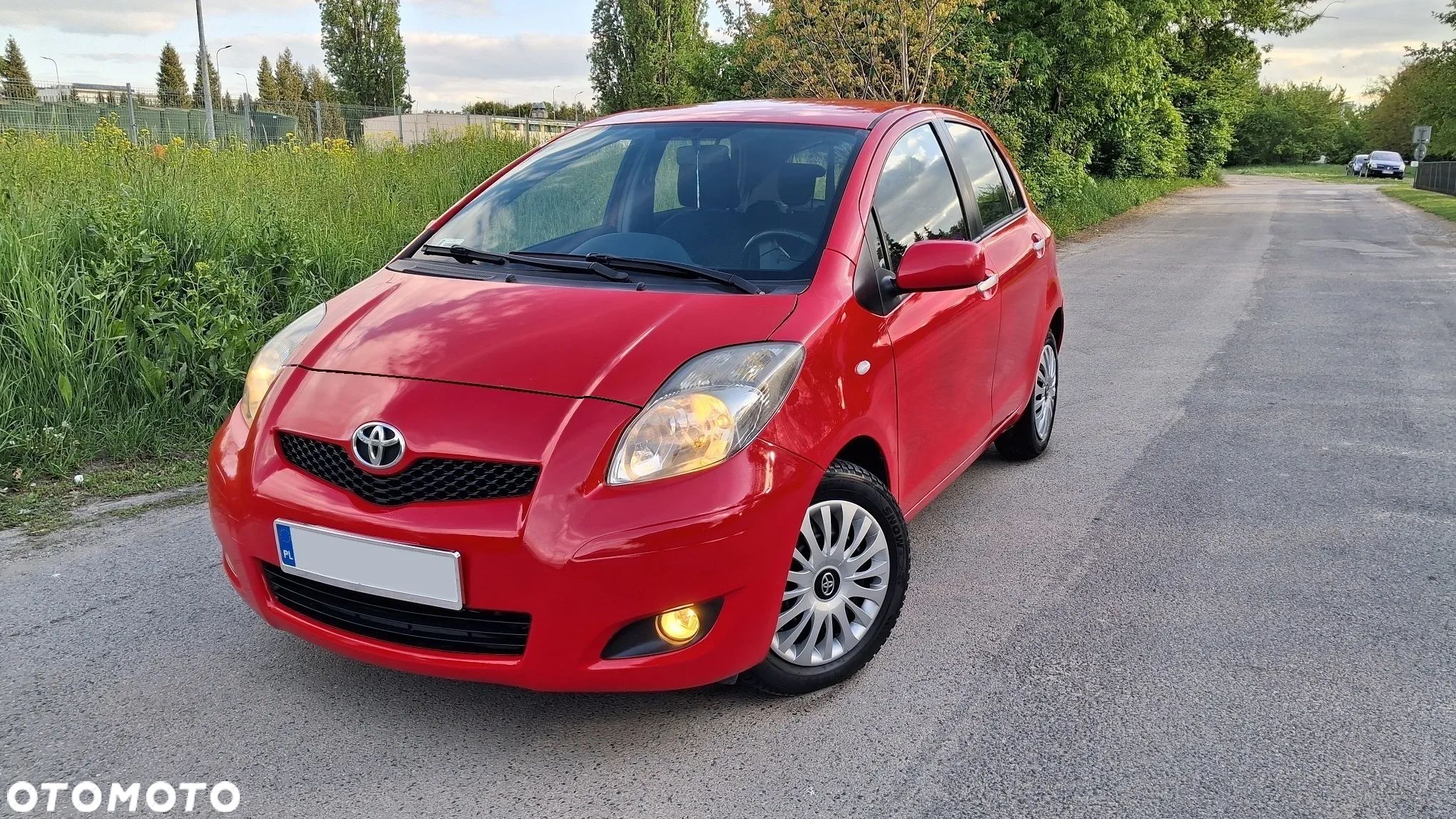 Toyota Yaris - 1