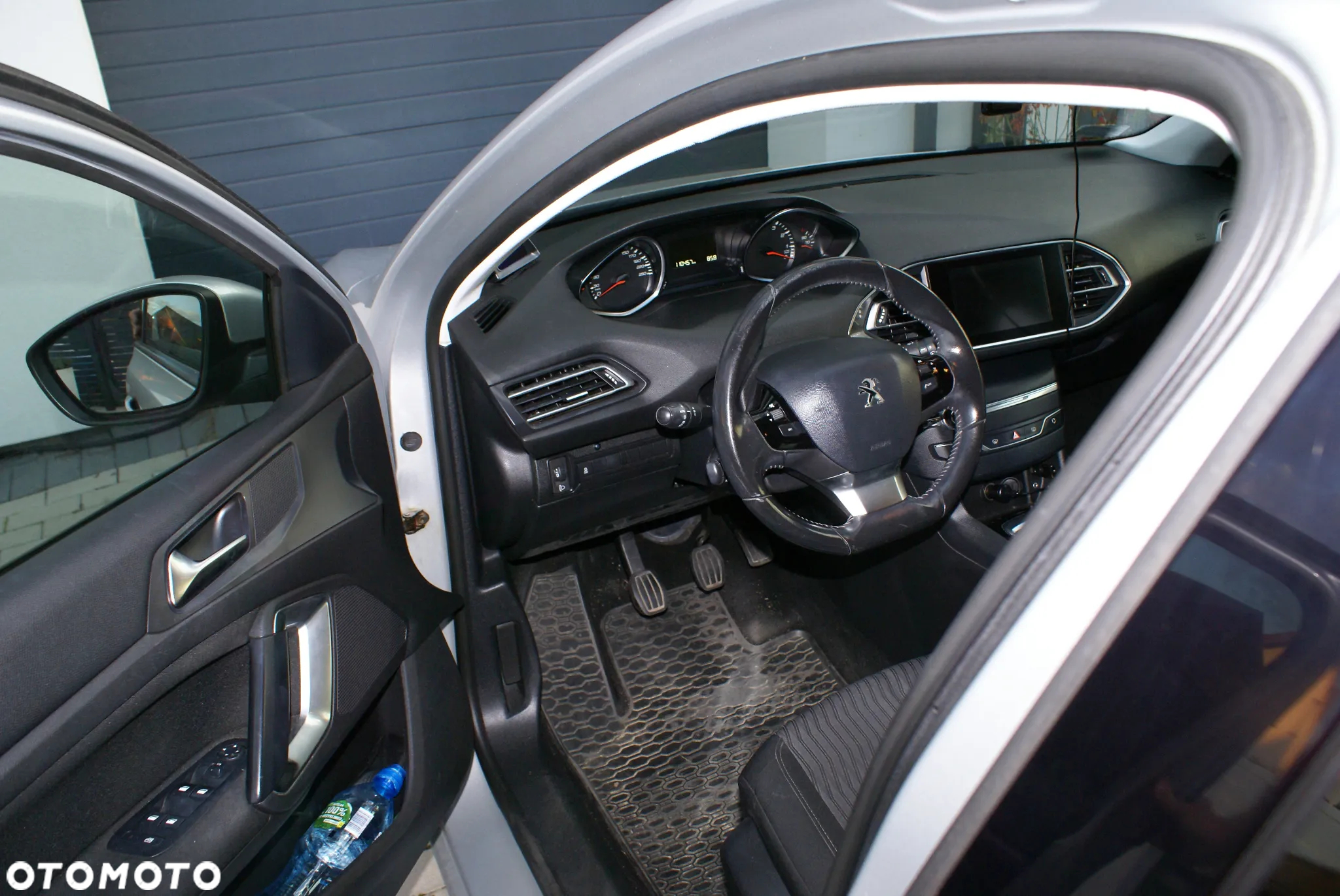 Peugeot 308 1.6 THP Allure - 13