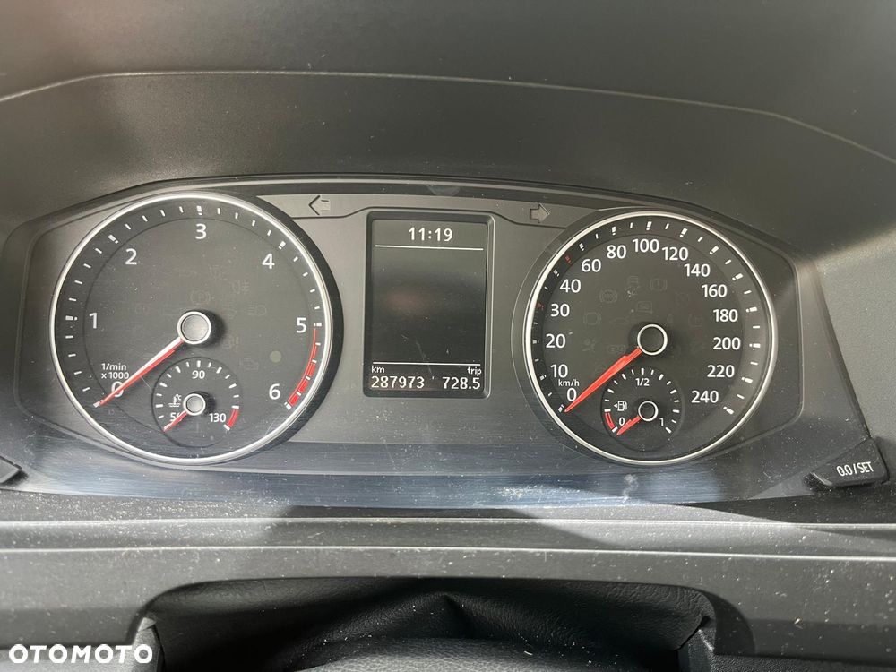 Volkswagen Caravelle 2.0 TDI L2 Trendline 4Motion DSG - 3