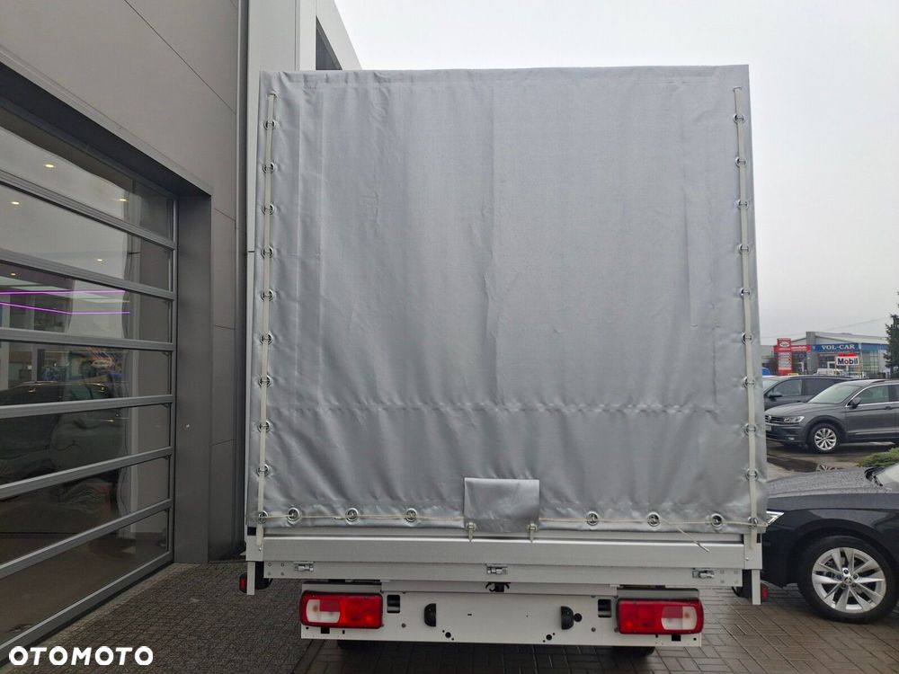 Volkswagen Crafter Skrzynia z plandeką - 12