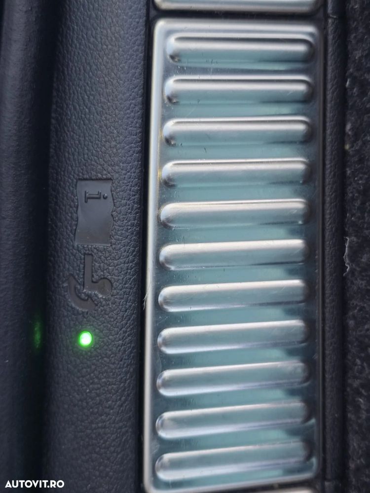 Skoda Superb Combi 1.4 TSI iV DSG Style - 32