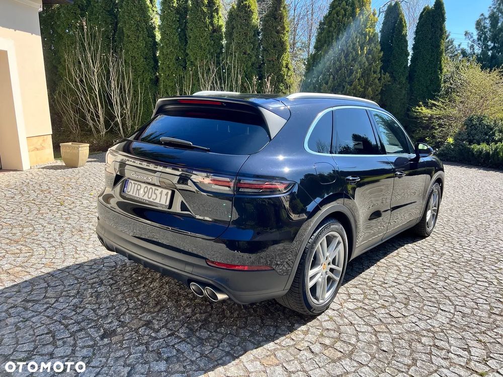 Porsche Cayenne S - 10