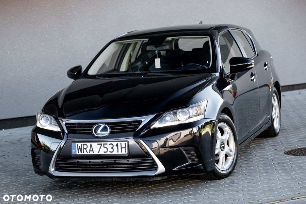 Lexus CT 200h - 1