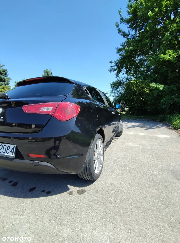 Alfa Romeo Giulietta - 8