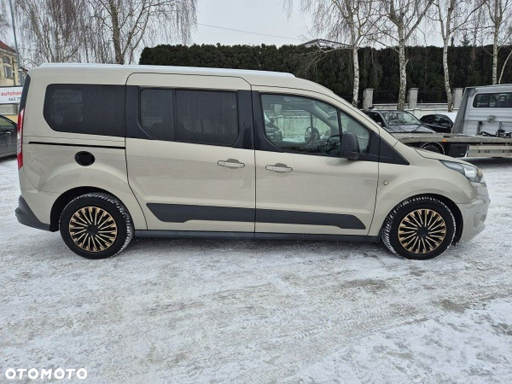 Ford Tourneo Connect Grand - 12