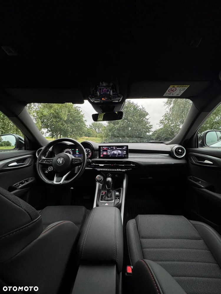 Alfa Romeo Tonale 1.5 T4 GSE mHEV Sprint DCT - 11
