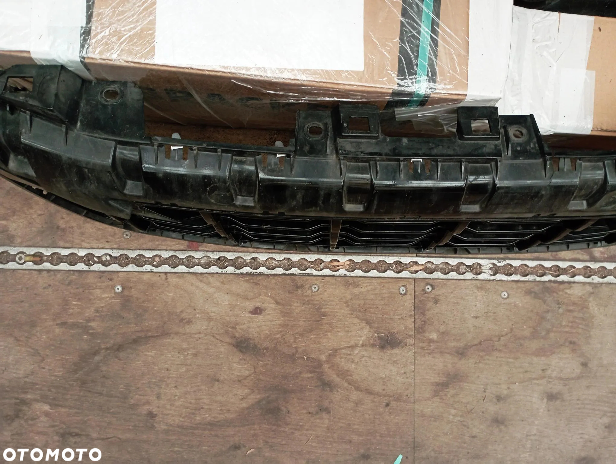 ATRAPA chłodnicy krata wlotu   ISUZU D-max III - 5