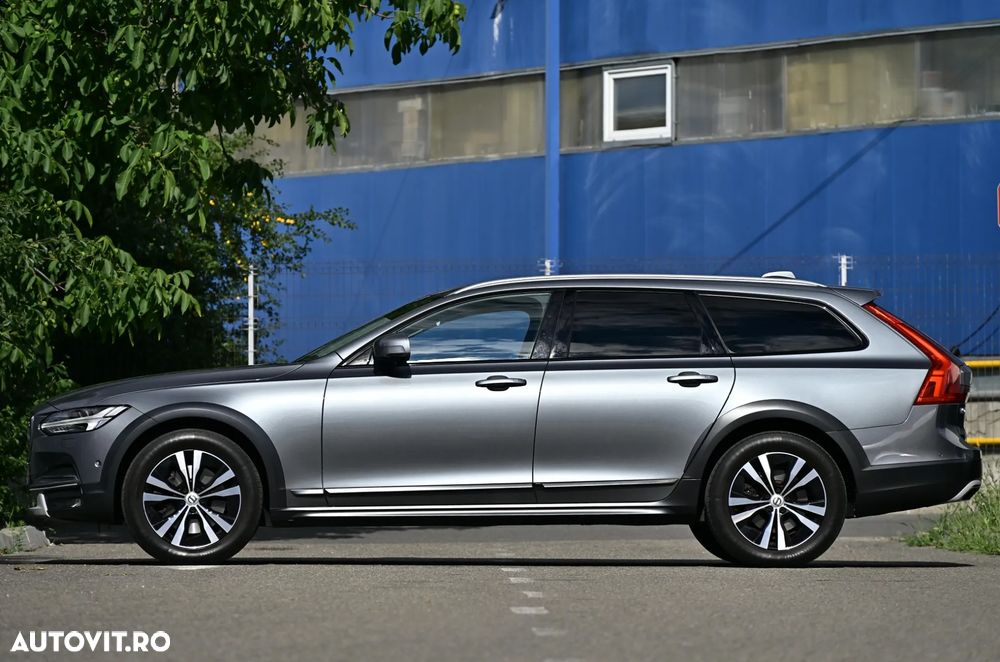 Volvo V90 - 34