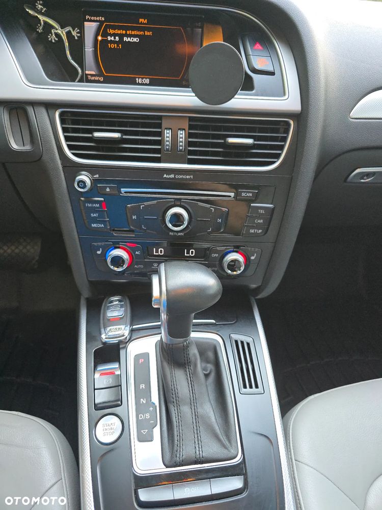 Audi A4 Allroad 2.0 TFSI Quattro S tronic - 28