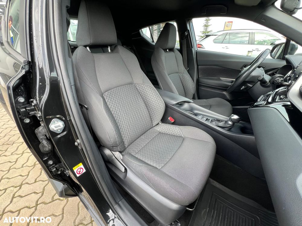 Toyota C-HR 1.8 HSD 122 CP 4x2 CVT Core - 13