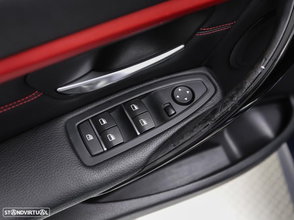 BMW 335 d xDrive - 11