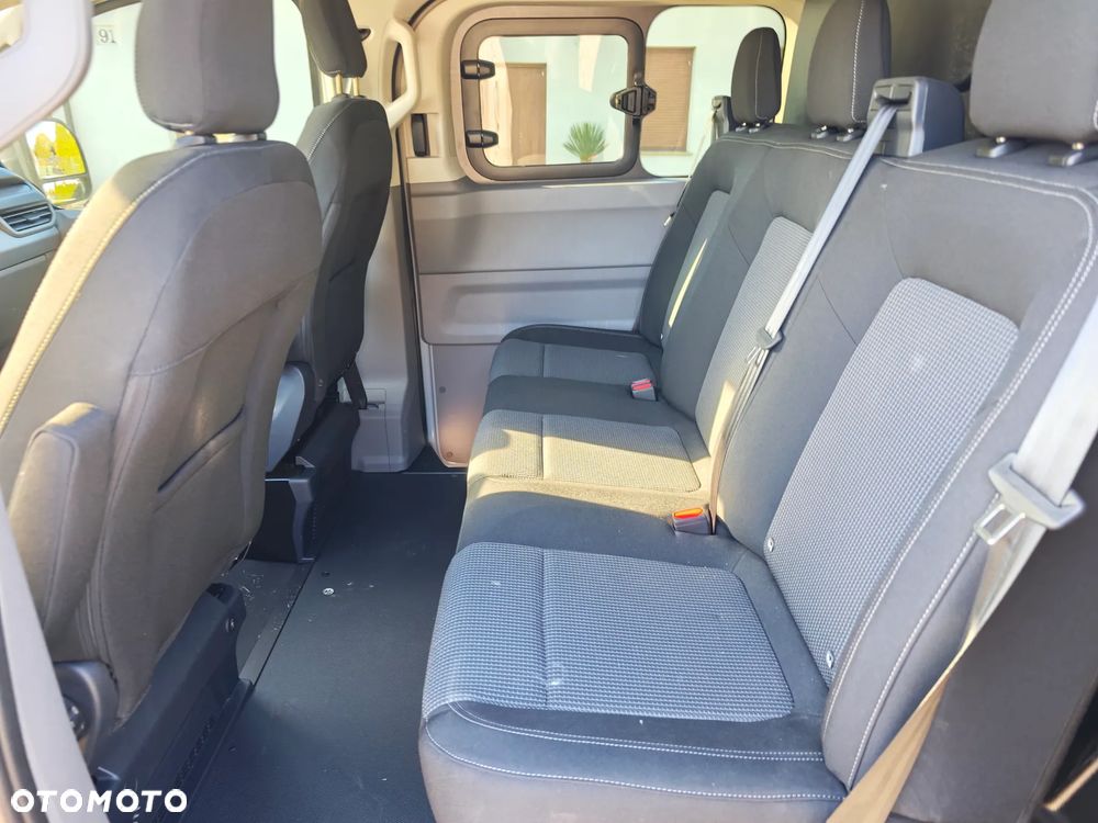 Volkswagen Transporter L1H1 Plus 4Motion - 18