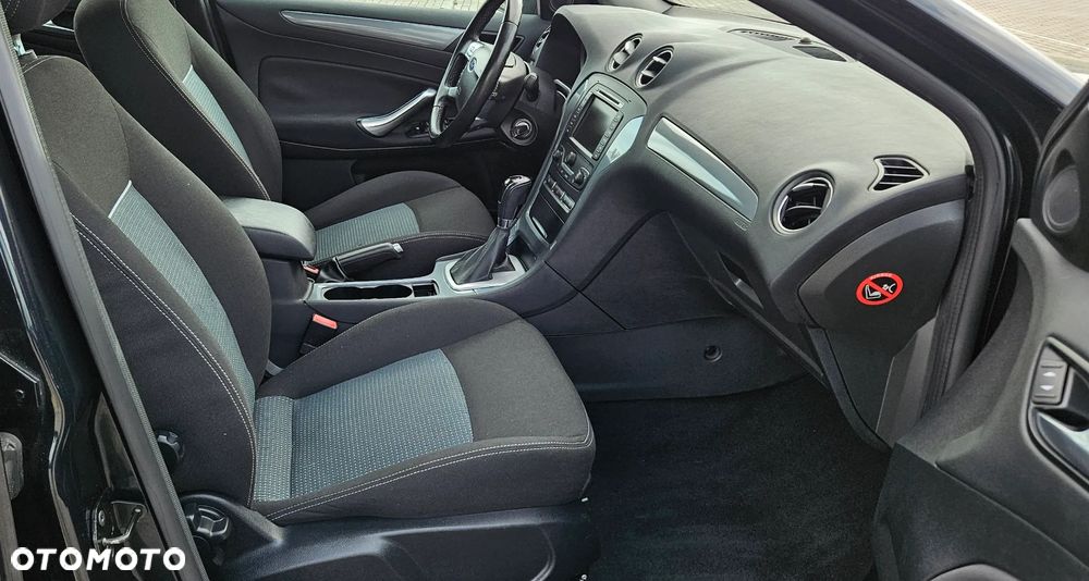 Ford Mondeo 2.0 TDCi Titanium - 11