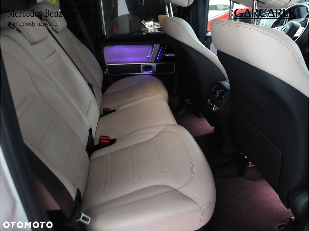 Mercedes-Benz Klasa G 350 d - 24