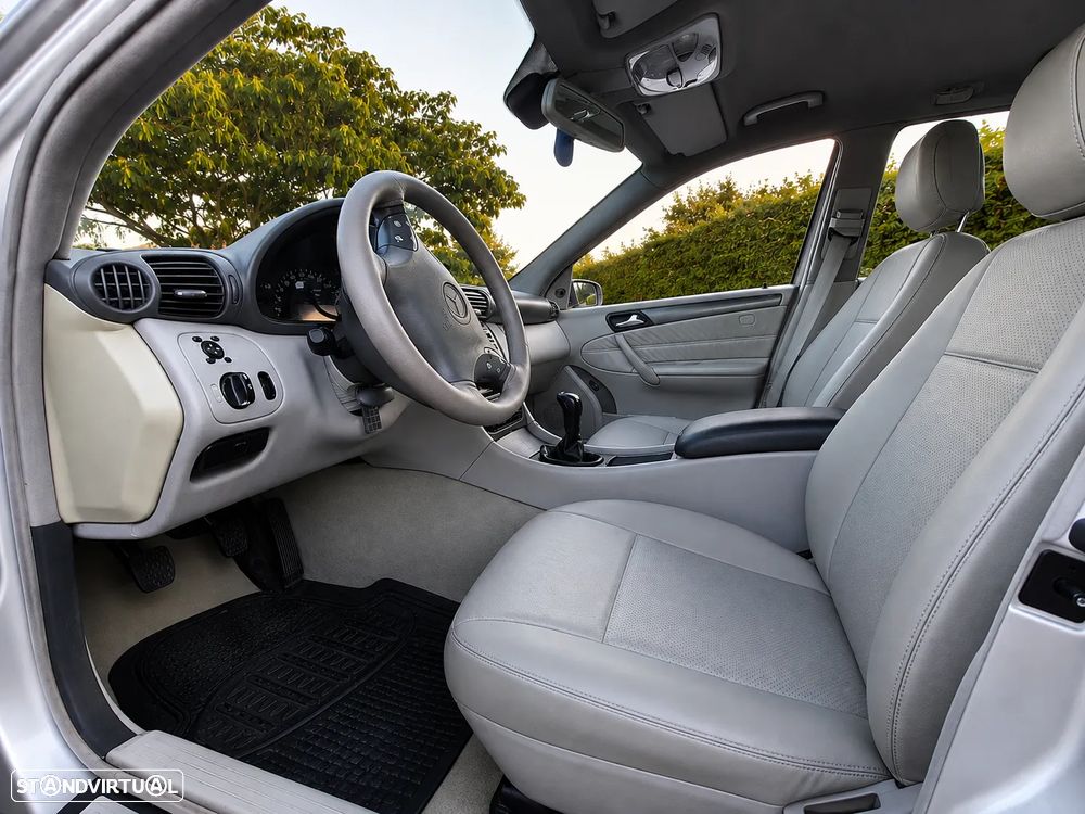 Mercedes-Benz C 220 CDi Avantgarde - 8