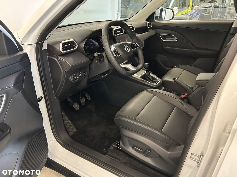 MG ZS - 10