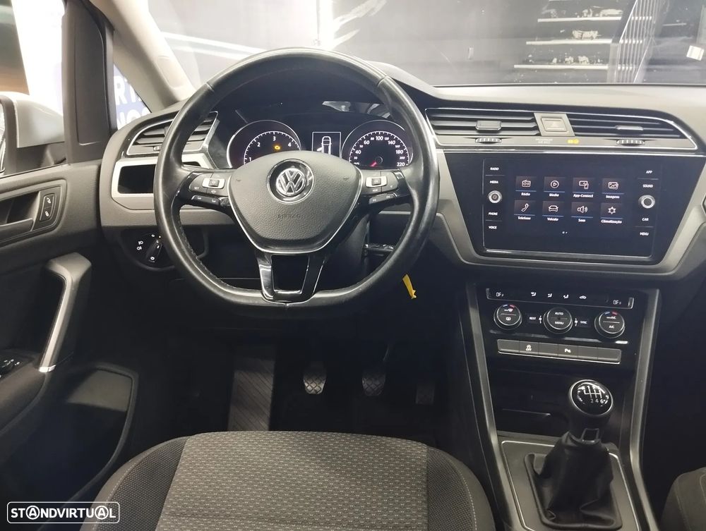 VW Touran 1.6 TDI Confortline - 15