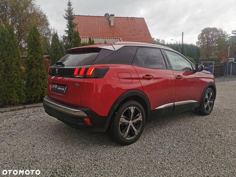 Peugeot 3008 1.2 PureTech Road Trip S&S EAT8 - 8
