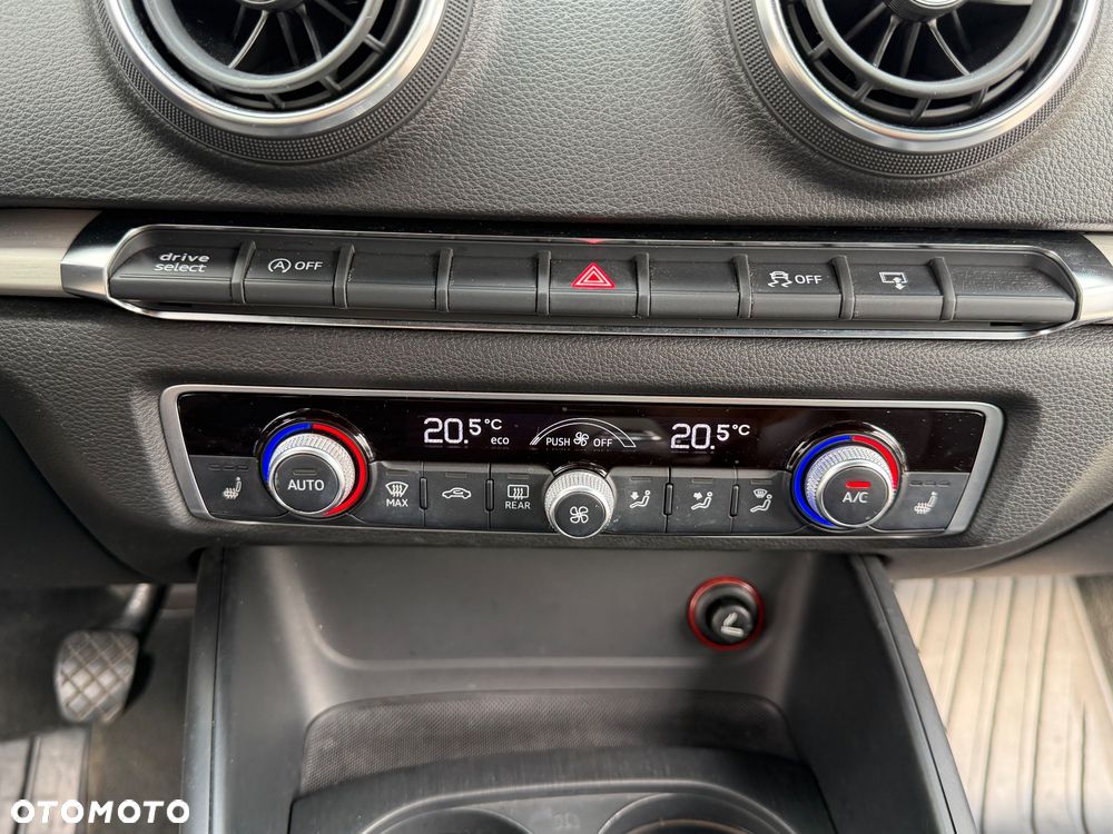 Audi A3 Sportback - 19