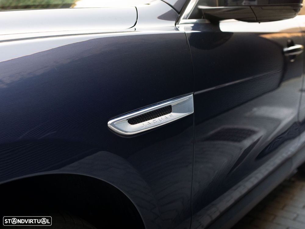 Jaguar F-Pace 2.0 i4D Prestige Aut. - 9
