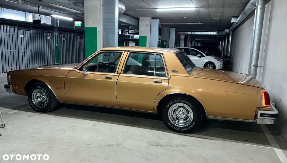 Oldsmobile Delta 88 - 17