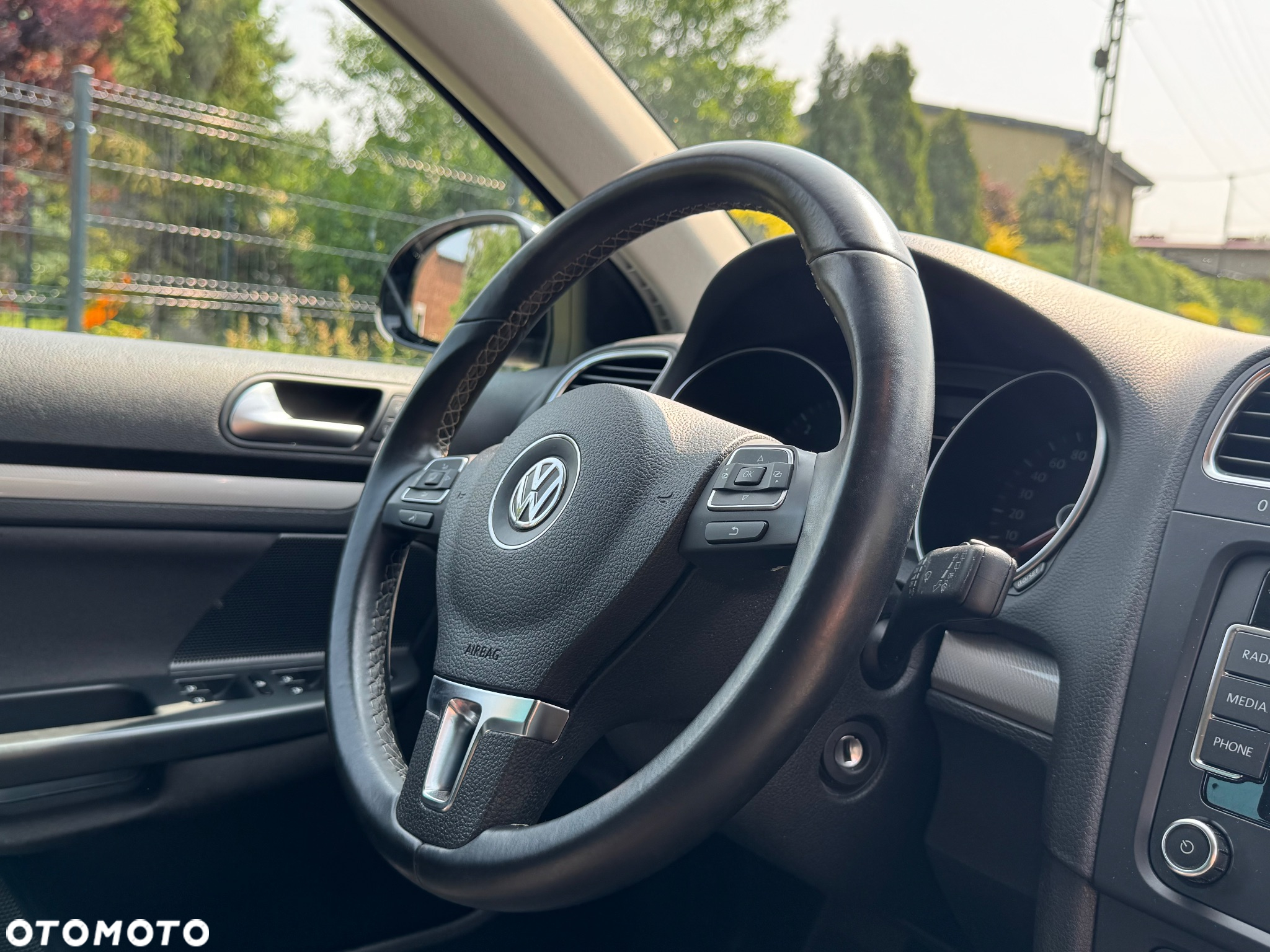 Volkswagen Golf 1.6 TDI DPF BlueMotion Technology MATCH - 15