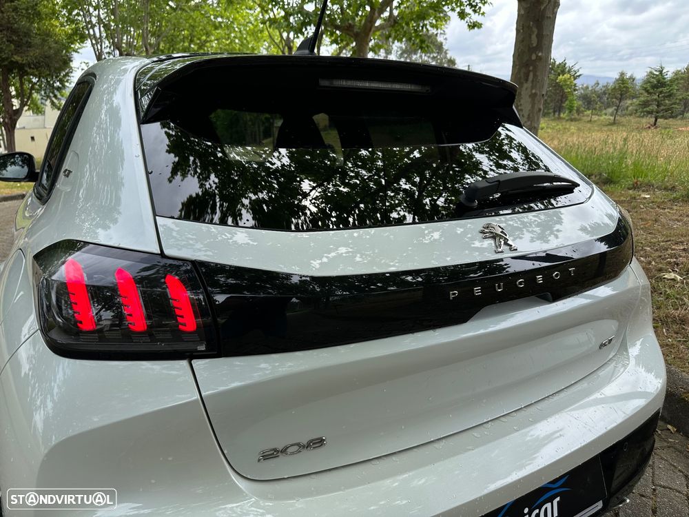 Peugeot 208 1.5 BlueHDi GT - 16