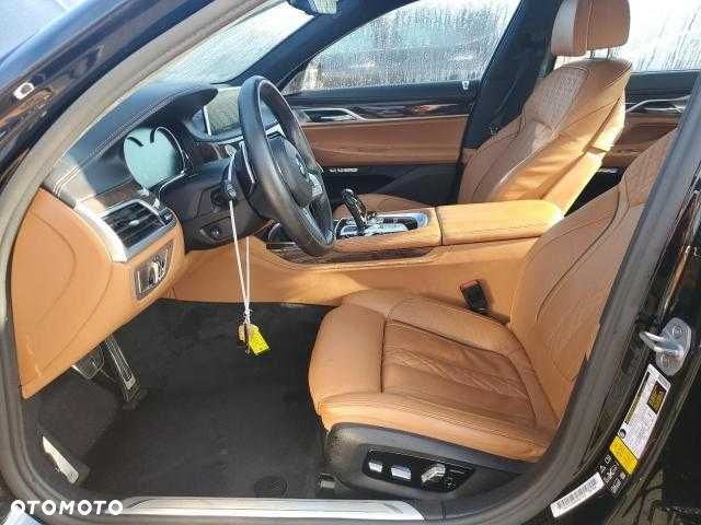 BMW 7 Series M760i xDrive 2018, 6.6L AWD, części USA - 7