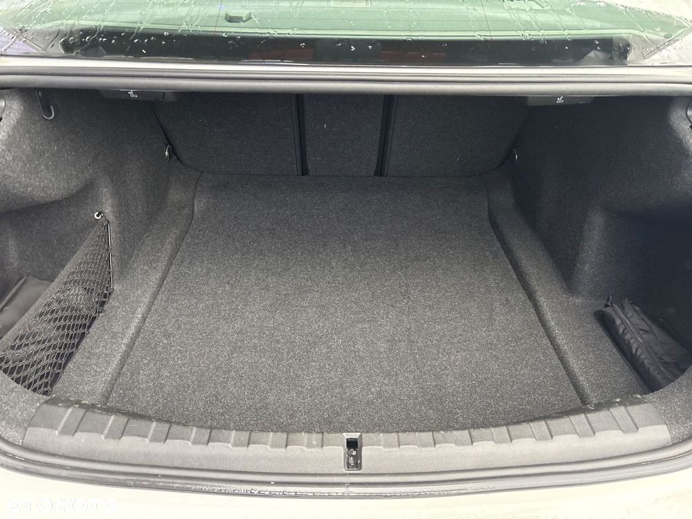 BMW Seria 3 - 17