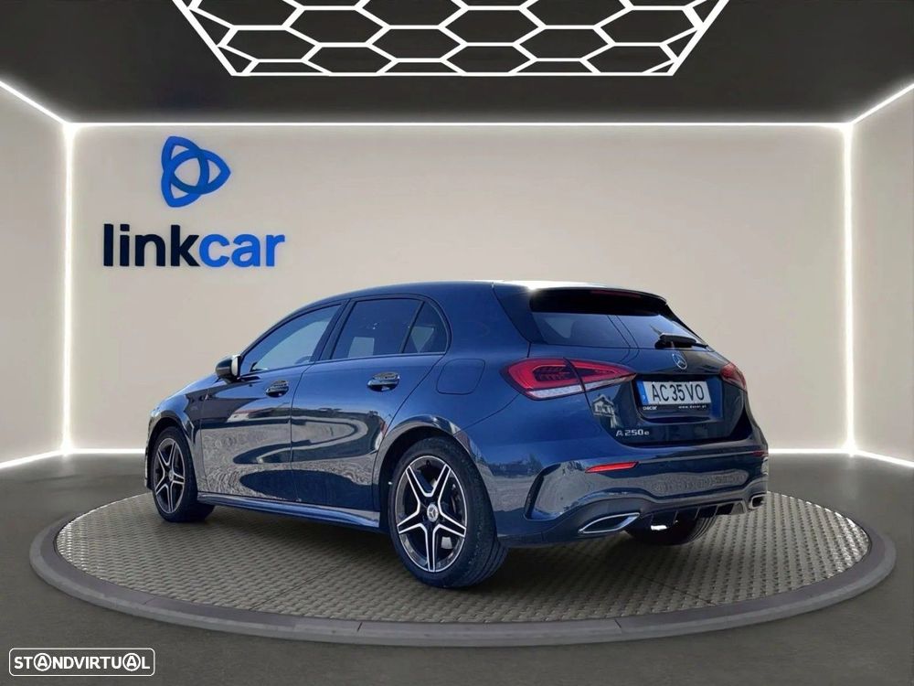 Mercedes-Benz A 250 e AMG Line - 6