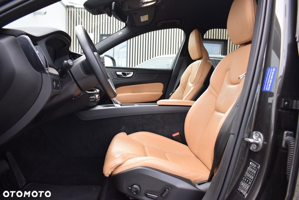Volvo XC 60 - 20