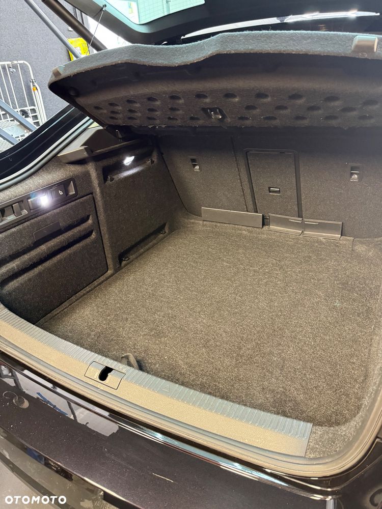 Skoda Superb 2.0 TSI L&K DSG - 20