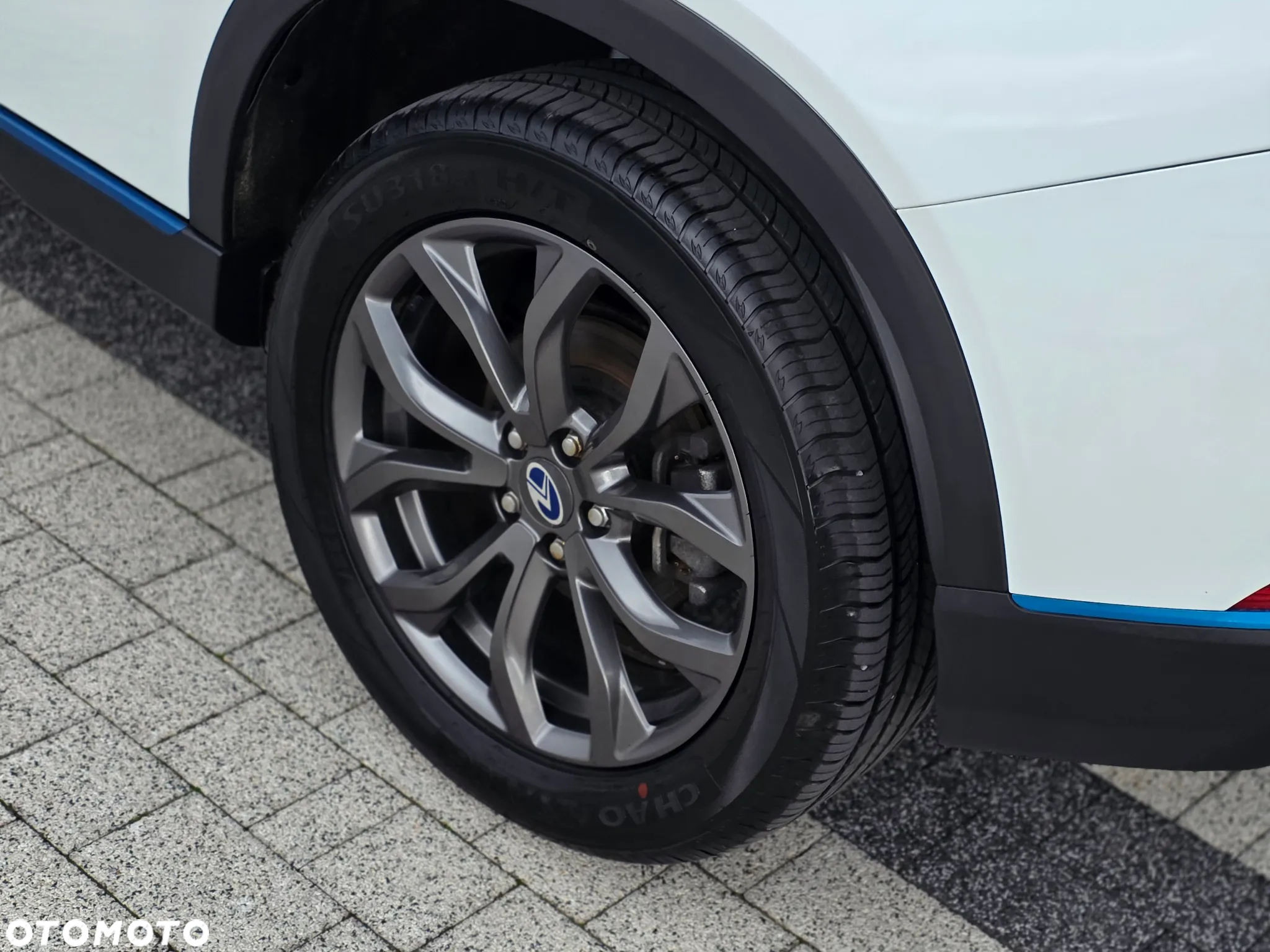 Seres 3 53kWh Luxury - 9