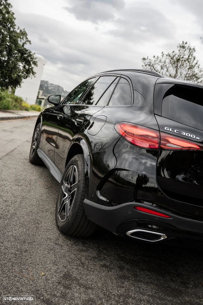 Mercedes-Benz GLC 300 e 4Matic 9G-TRONIC AMG Line Advanced - 15