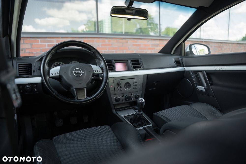 Opel Vectra 1.8 Club - 28