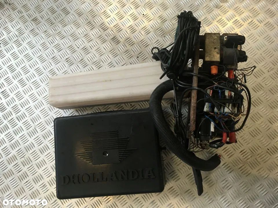 SILNIK POMPA 15t DHOllandia 24v 7083052b - 5