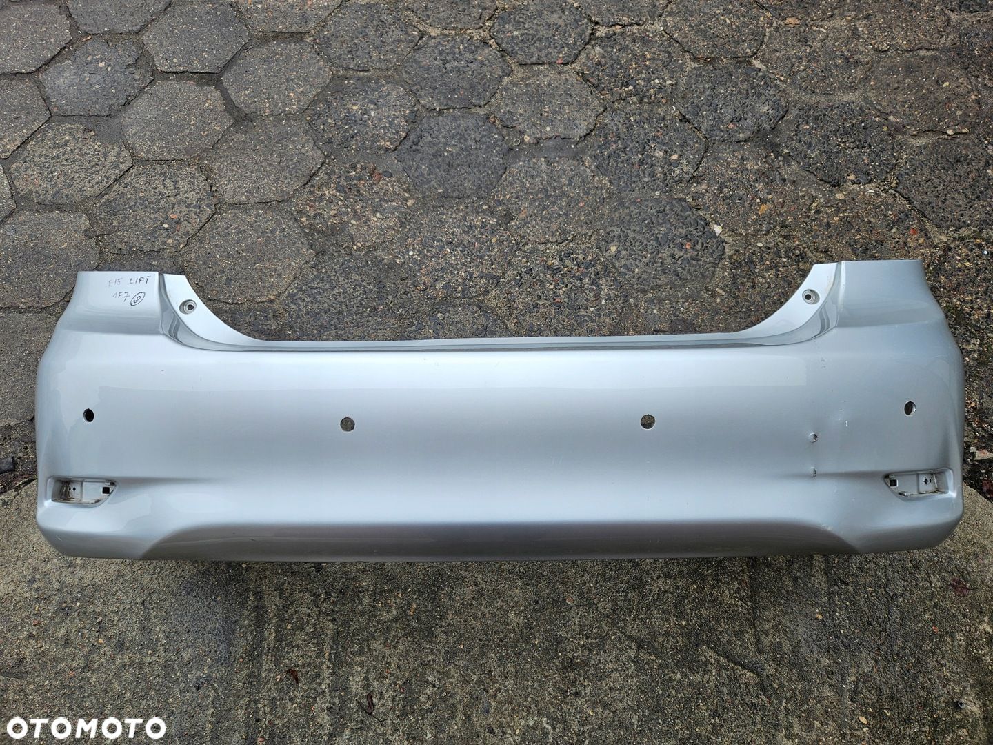 TOYOTA COROLLA E15 10-12 ZDERZAK TYŁ 1F7 - 1