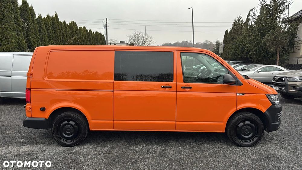 Volkswagen Transporter - 1