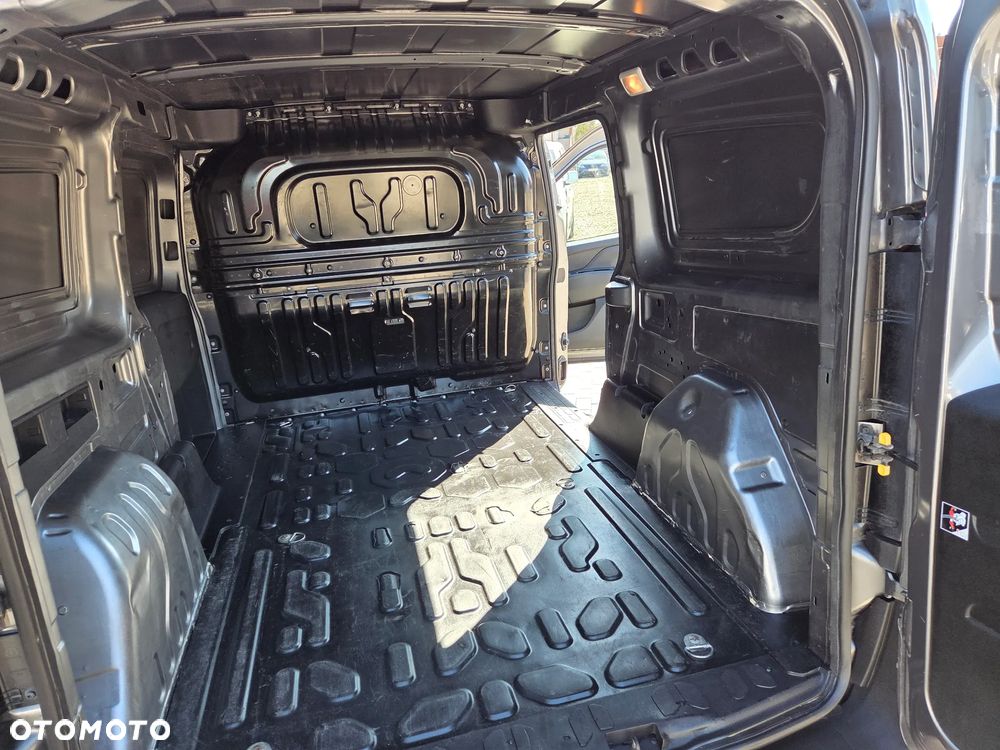 Fiat Doblo Maxi Dynamic - 22