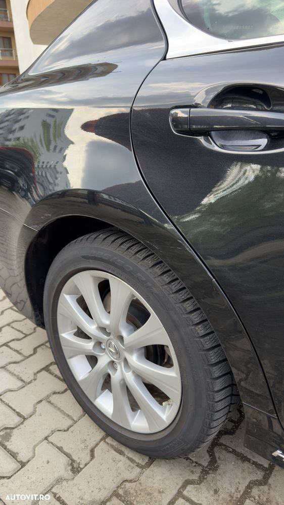 Lexus Seria GS - 17