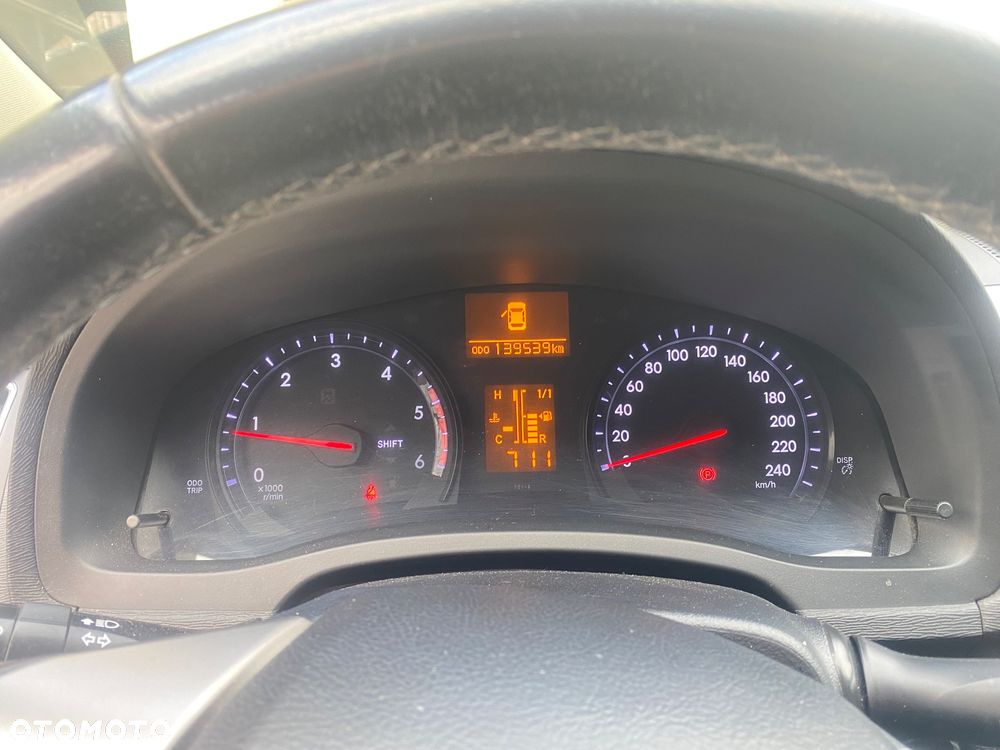 Toyota Avensis 2.0 D-4D Premium - 11